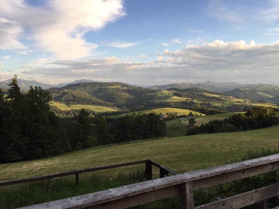 Michelbach餐馆和美食-D‘Rudi Ochsenburger Hutte