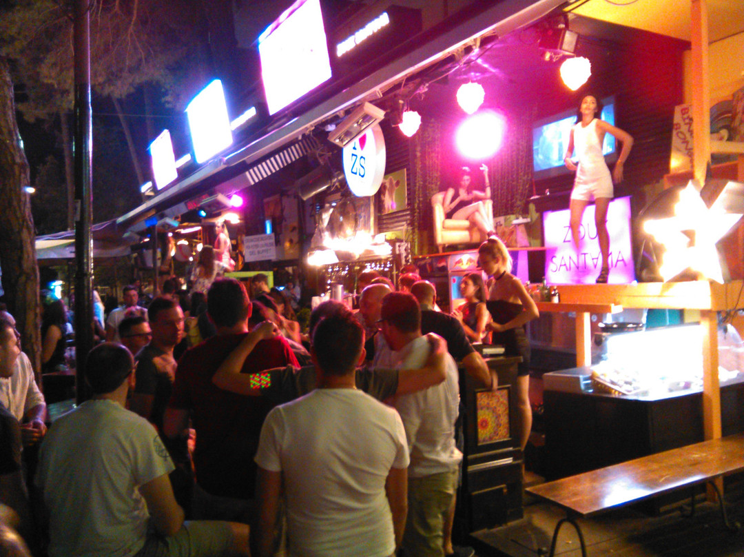 Zouk Santana景点图片