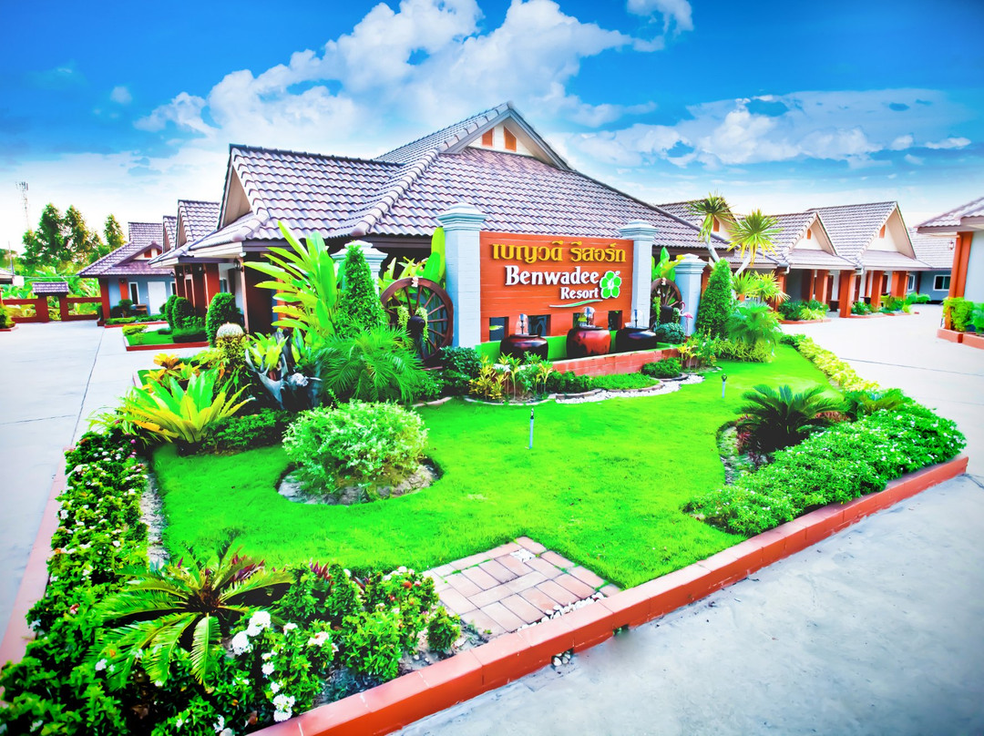 Ban Map Samet Daeng酒店住宿-Benwadee Resort