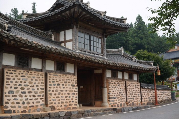 Taebaek Mountain Range Literary Museum-宝城郡必去景点