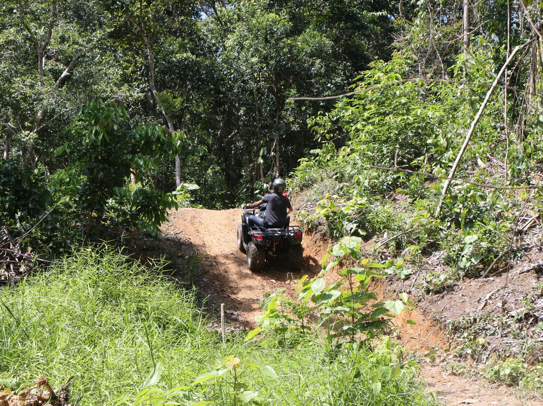 Brunei ATV Tour-斯里巴加湾必去景点