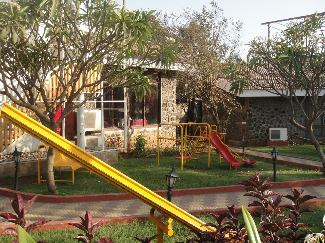 Ihop Sanjivani's Resort主图