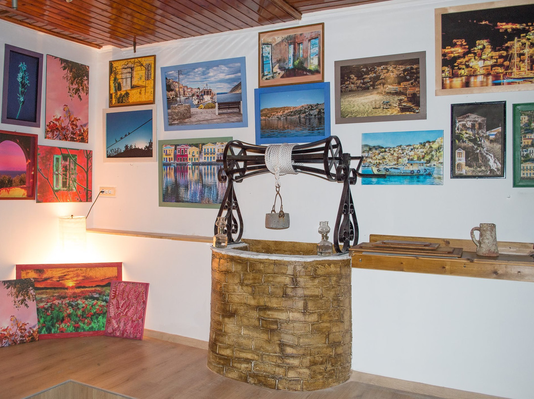 Catherinettes Photo Gallery Cafe