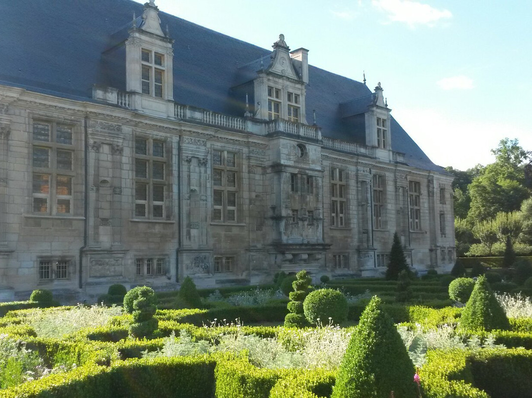 Château du Grand Jardin景点图片