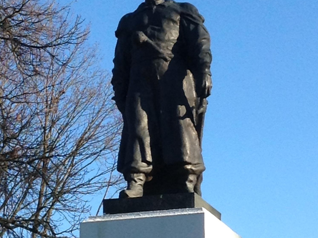 Chonka旅游景点-Monument to Bogdan Khmelnitskiy