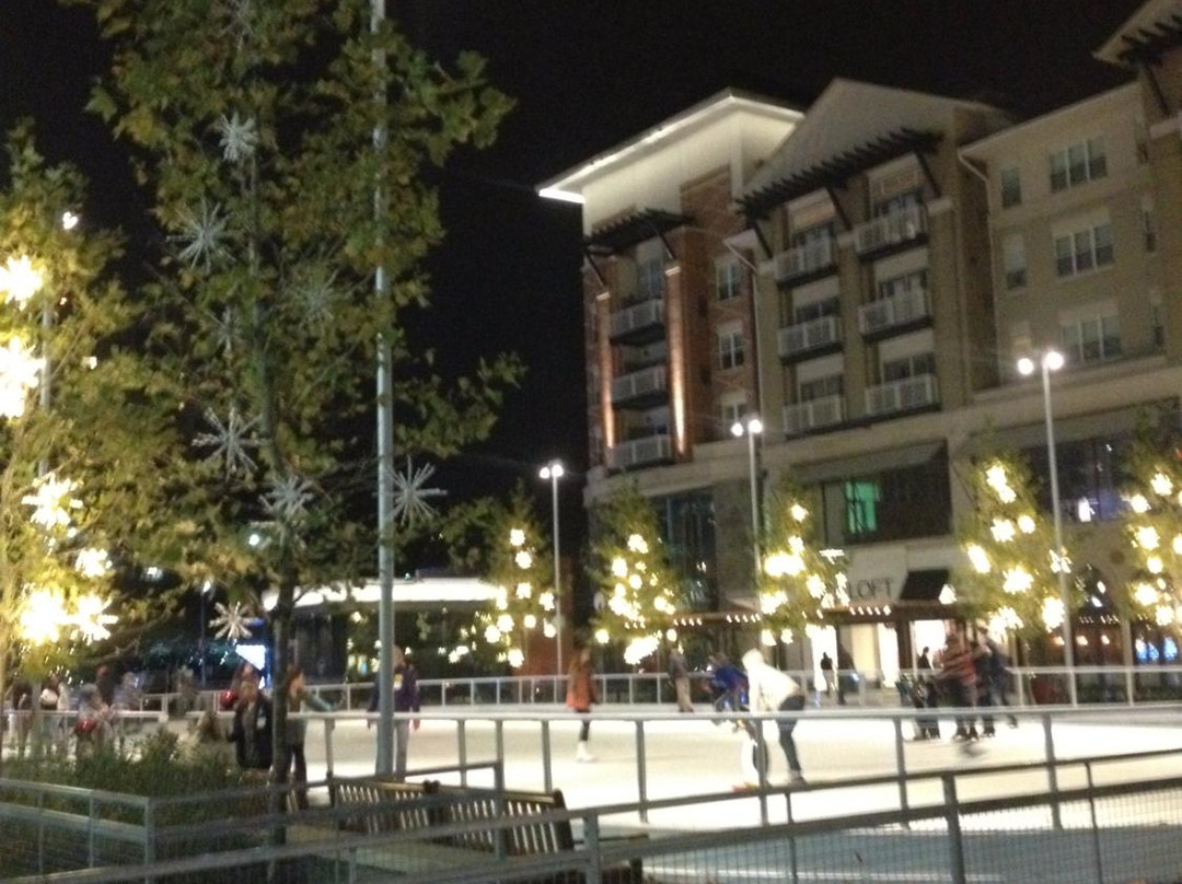 Pentagon Row-阿灵顿必去景点