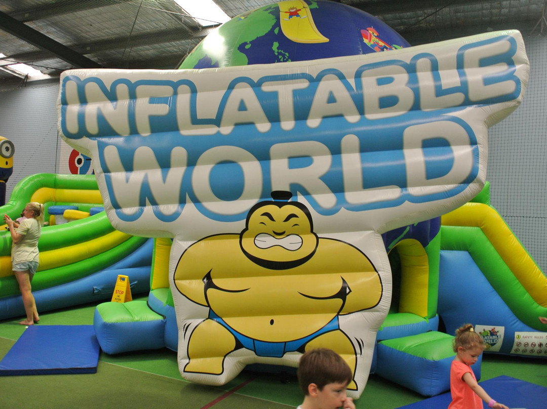 Inflatable World Oz-West Burleigh必去景点