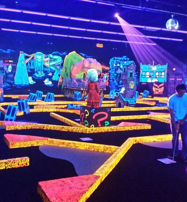 Monster Mini Golf-科勒尔斯普林斯必去景点