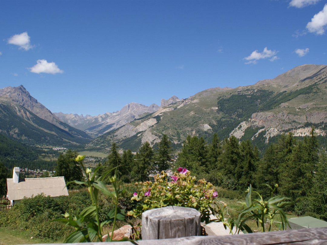 Le Monetier-les-Bains餐馆和美食-Peyra Juana