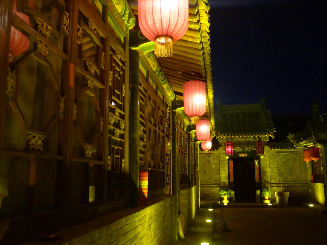 夜奔平遥四合院客栈主图