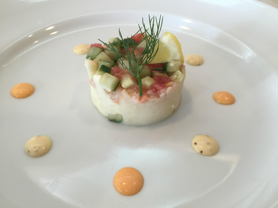 レストラン タガミ