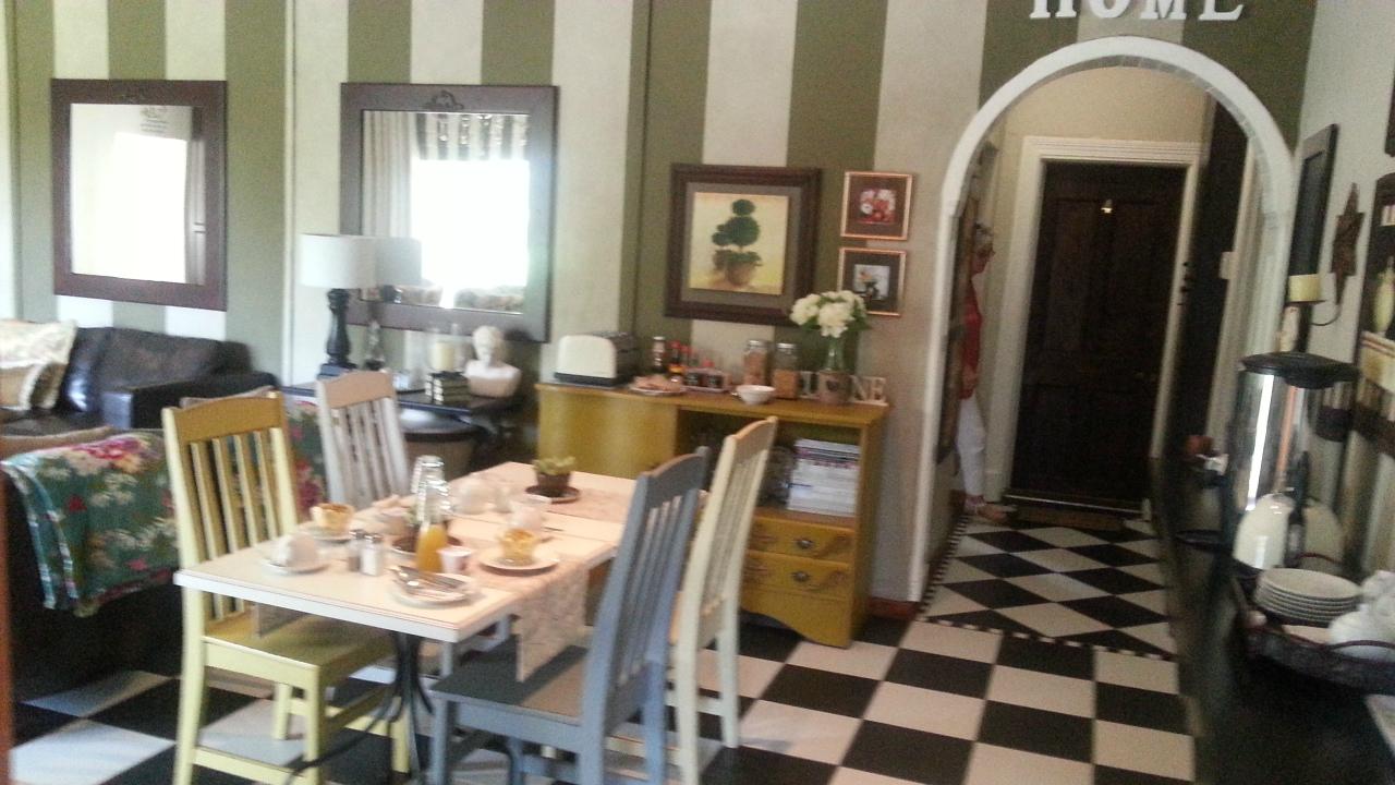 Times Square Guest House-餐饮