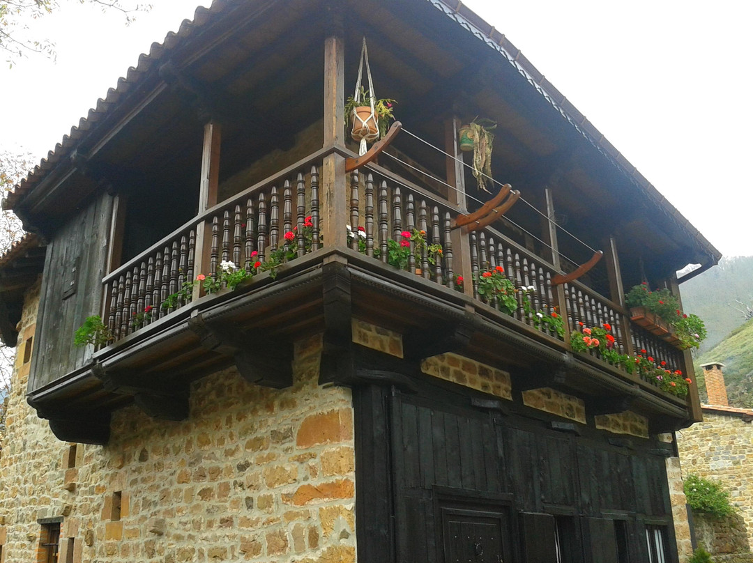 Bárcena Mayor Historic Village景点图片
