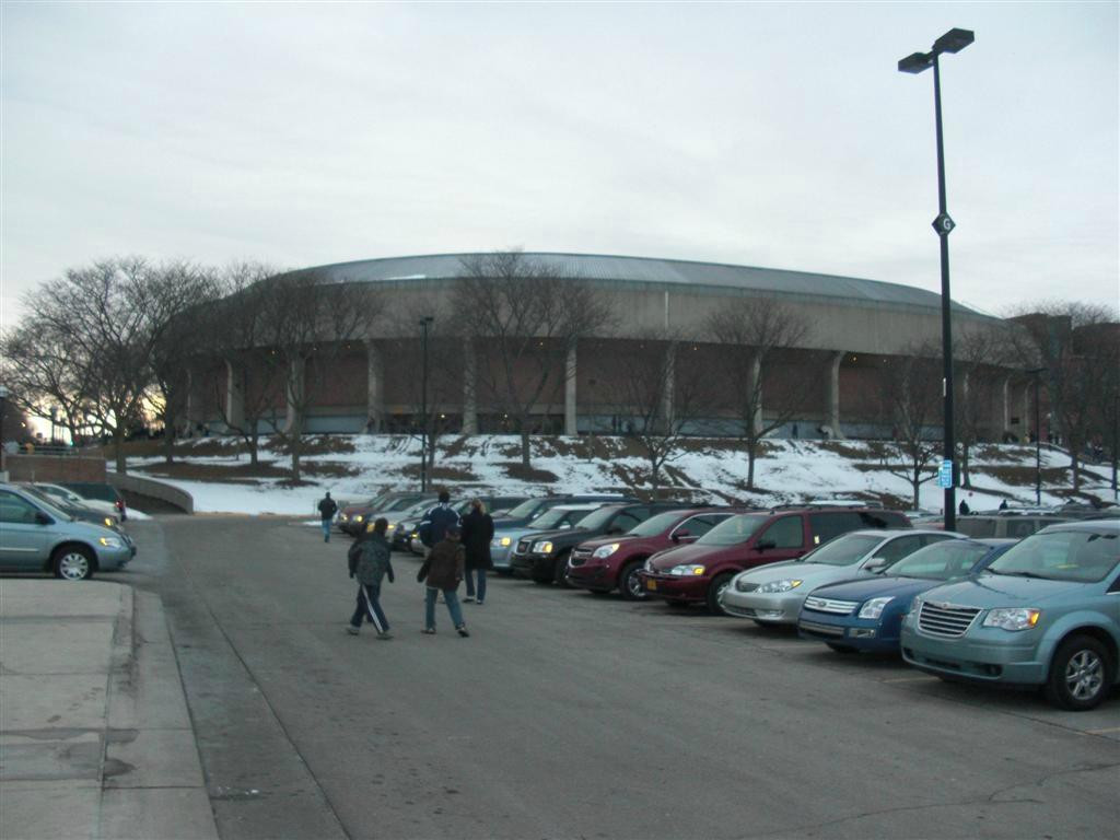 Crisler Center-安娜堡必去景点
