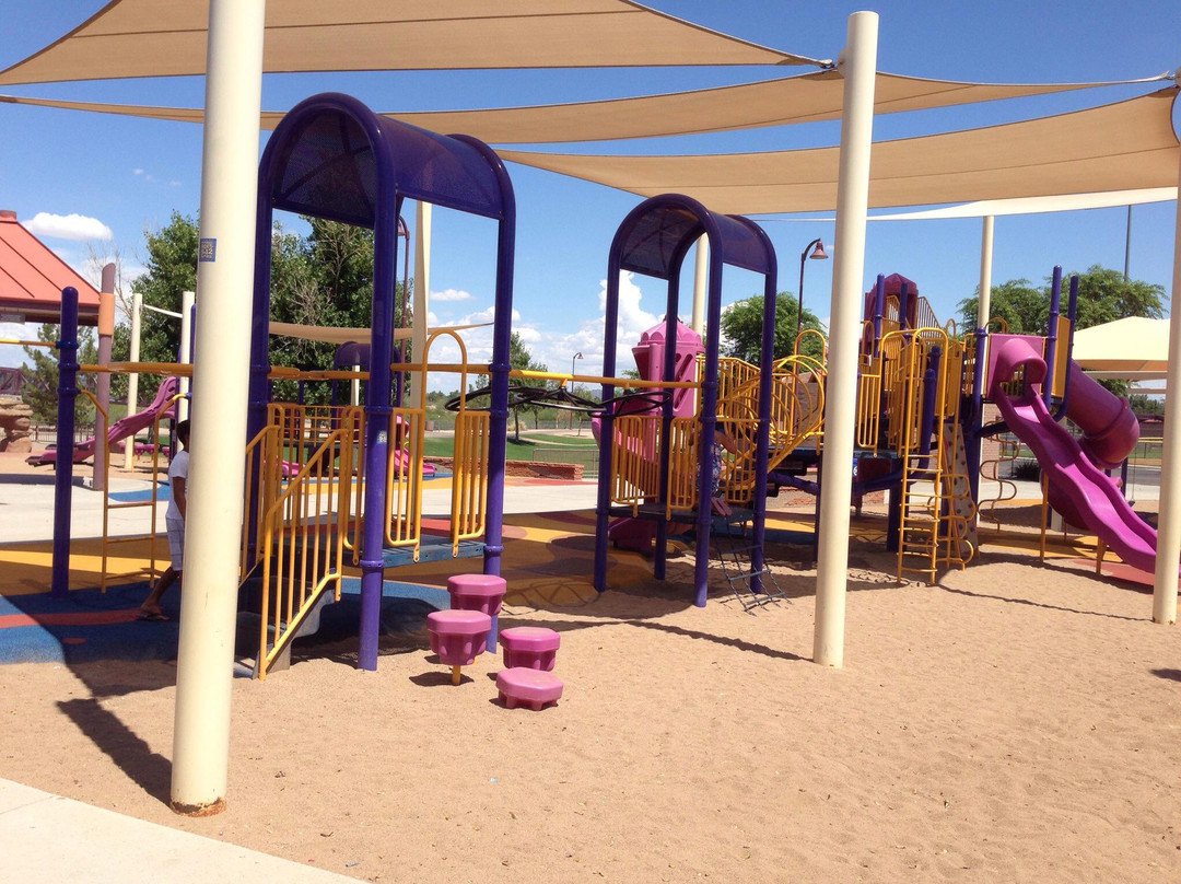 Rio Vista Recreation Center-皮奥里亚必去景点