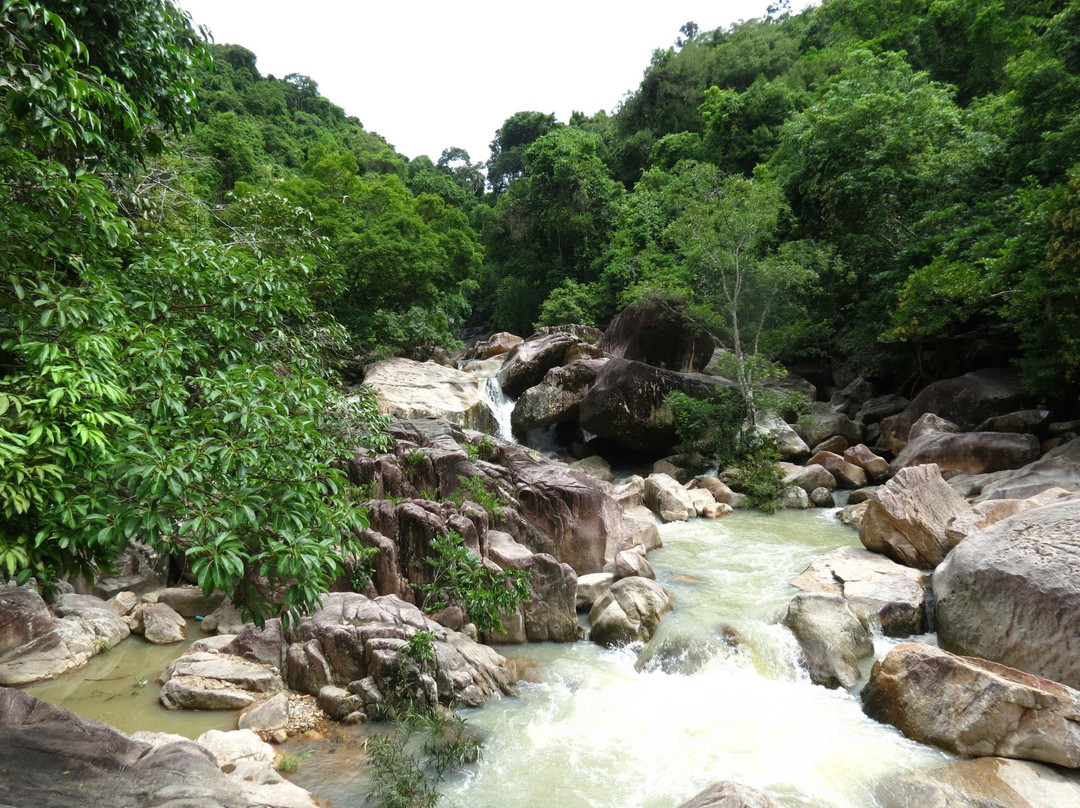 悦活越南－户外活动与潜水中心-芽庄必去景点