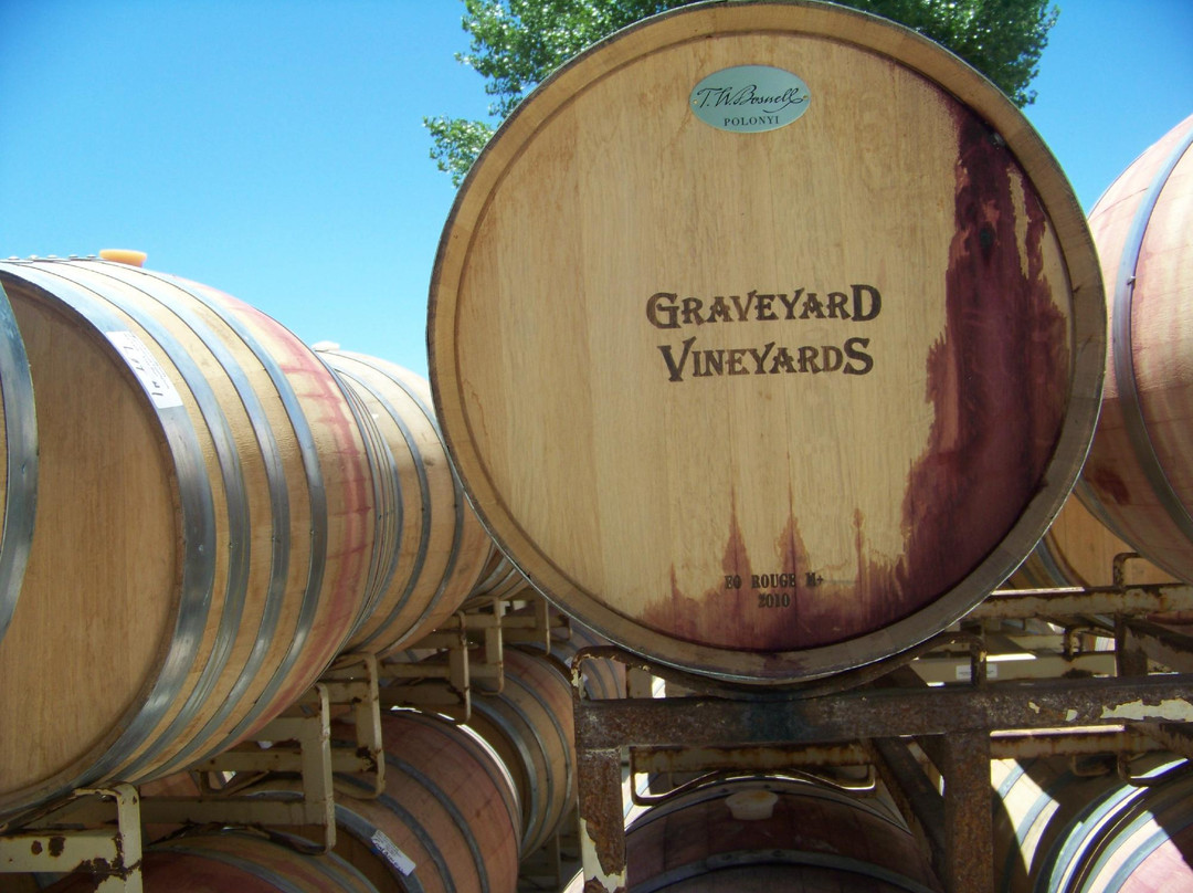 Graveyard Vineyards景点图片