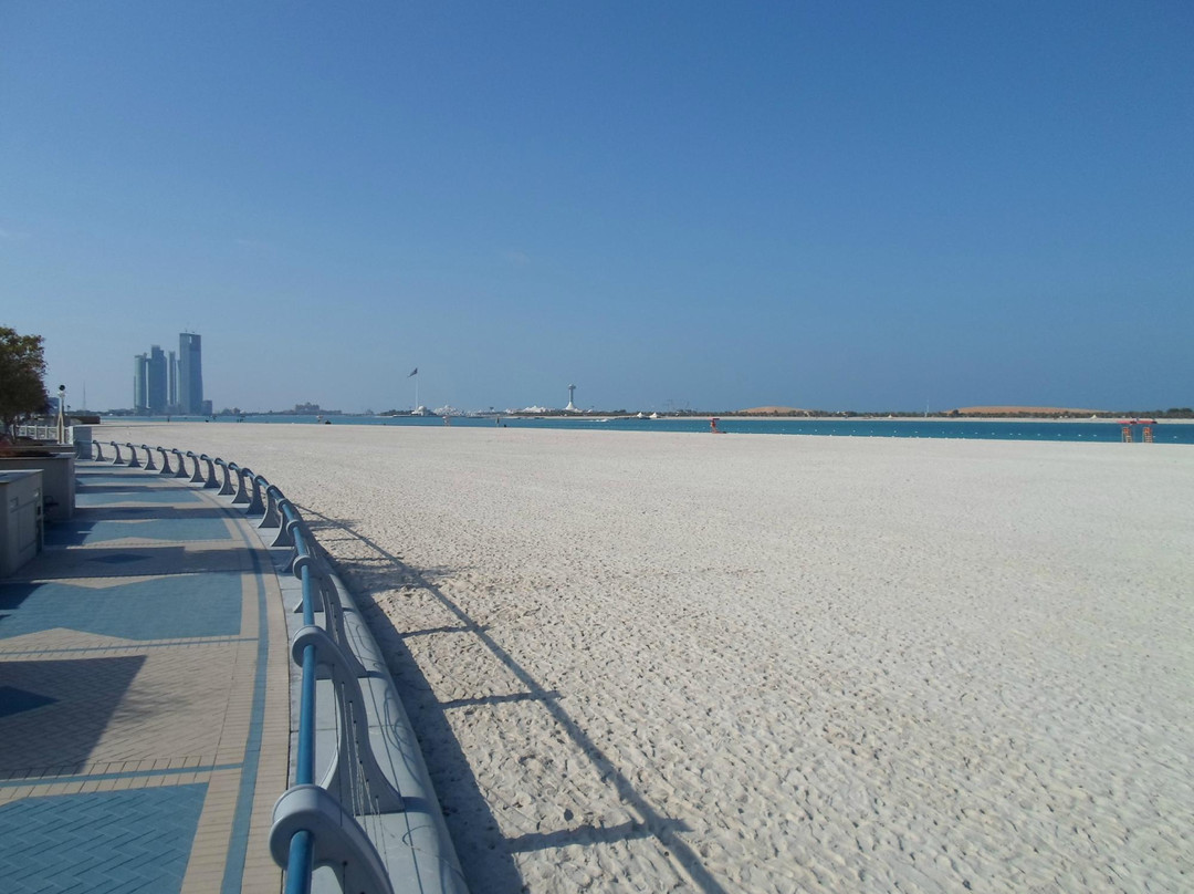 滨海大道-阿布扎比必去景点