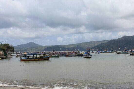 Pantai Popoh景点图片