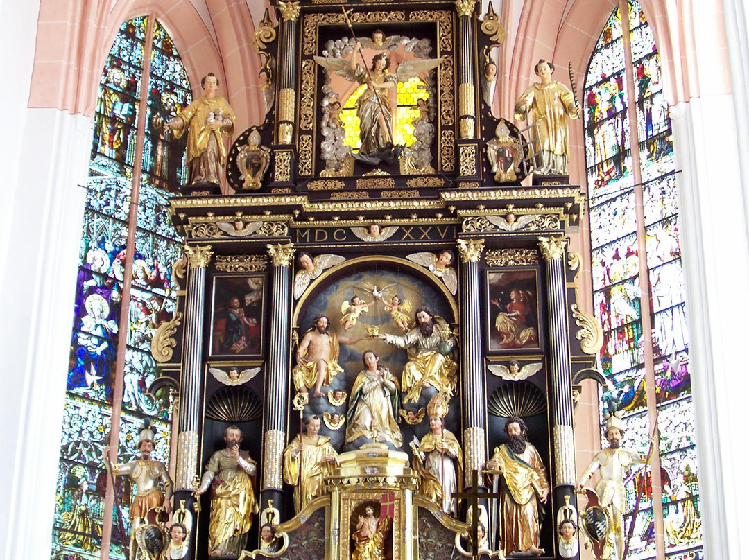 Basilika St. Michael-月亮湖必去景点