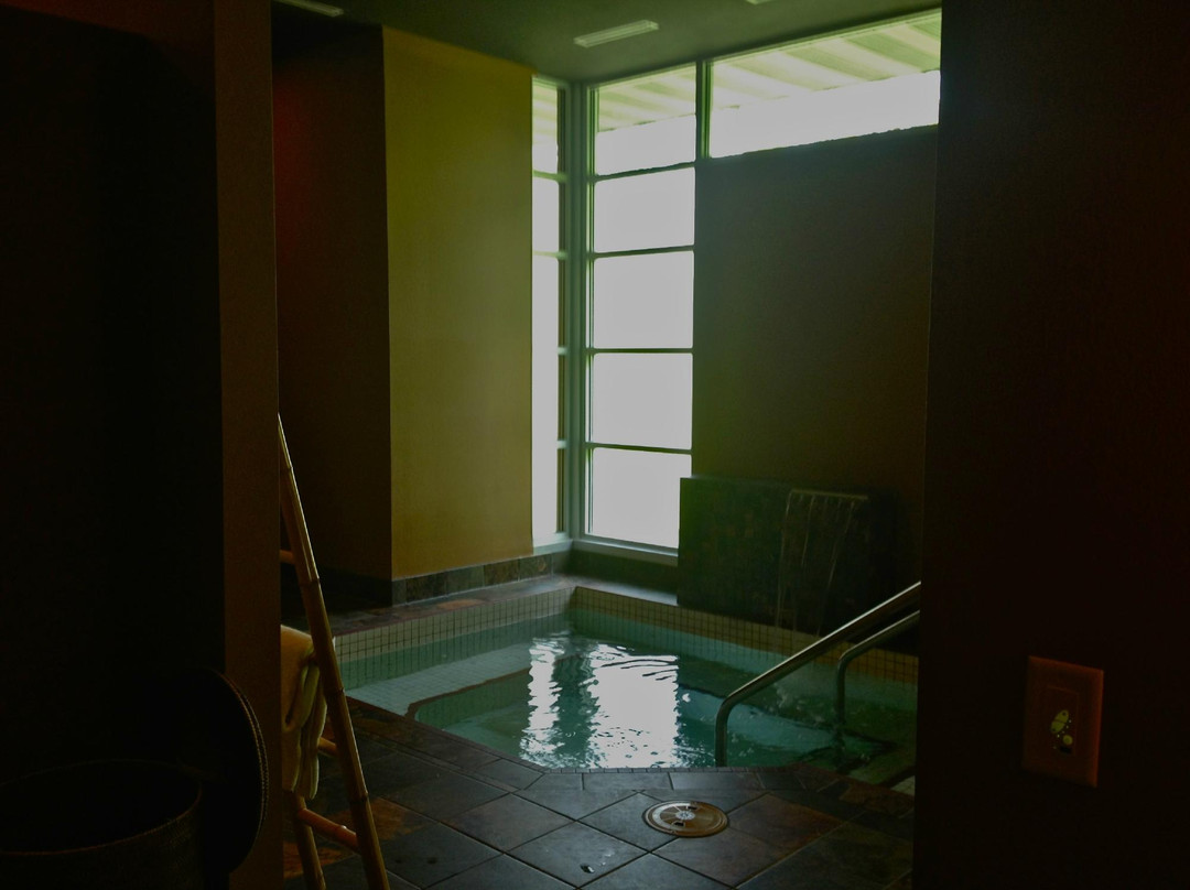 Elan Brio Spa-Green Lake必去景点