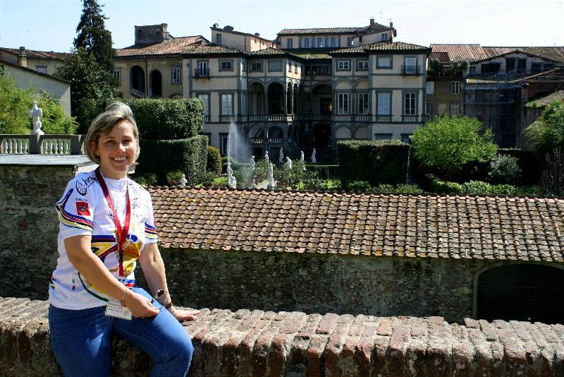 Discover Lucca with Elena-Montecarlo必去景点