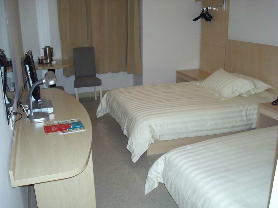 锦江之星酒店(无锡火车站古运河店)-客卧