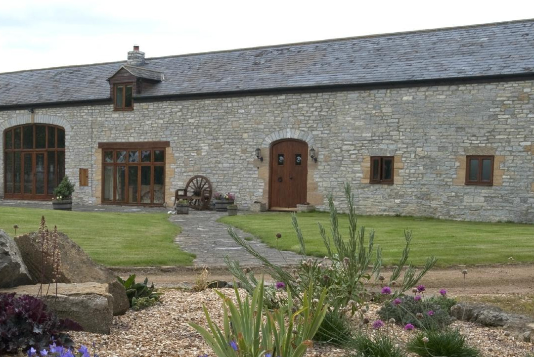 Church Farm Barn主图