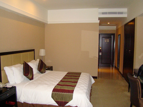 美爵深圳东方银座酒店主图