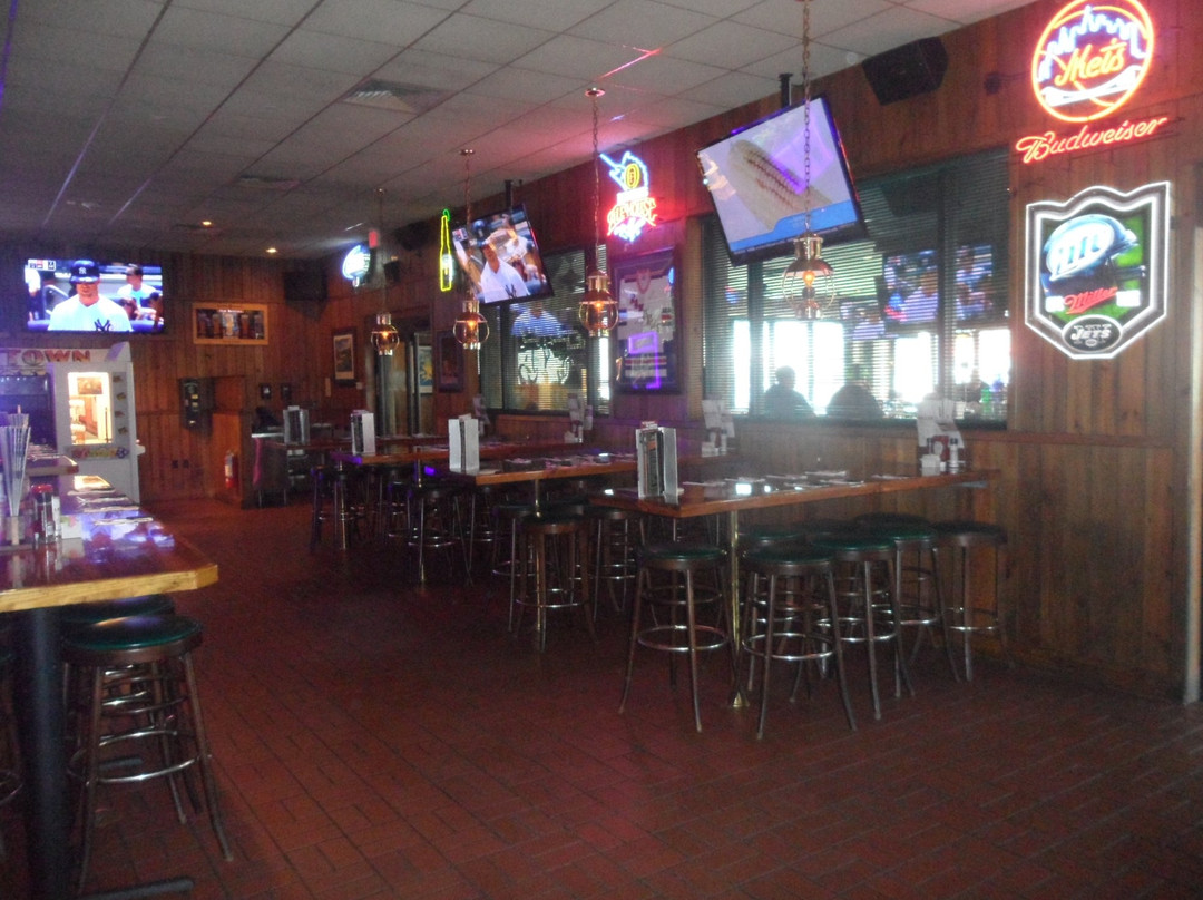 Levittown餐馆和美食-Miller's Ale House