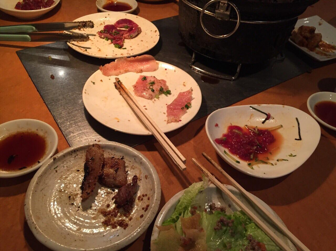 焼肉ざんまい 六会日大前店