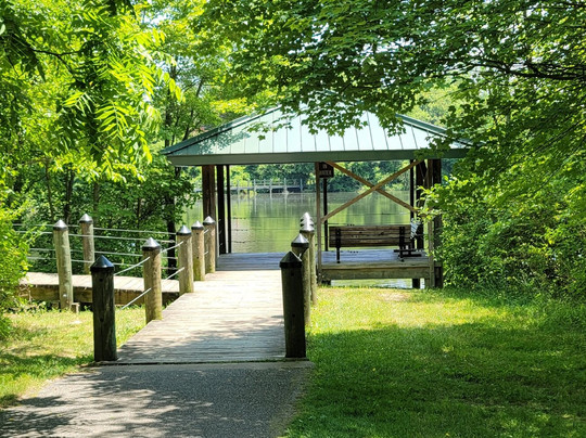 Warfields Pond Park-Glenwood必去景点