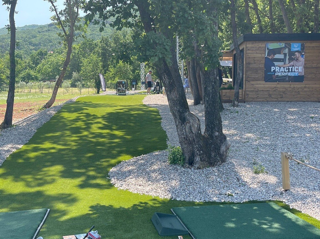 Merania Golf Toptracer Driving Range-Brsec必去景点