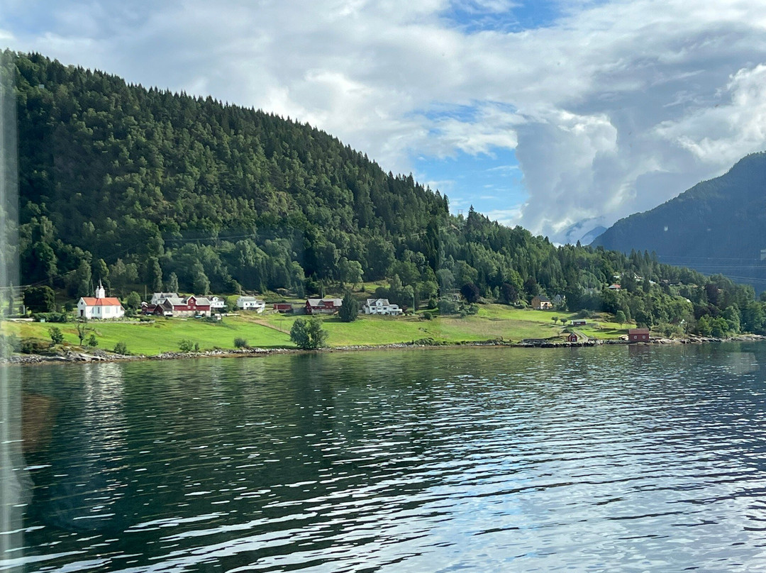 Balestrand Fjord Adventures景点图片