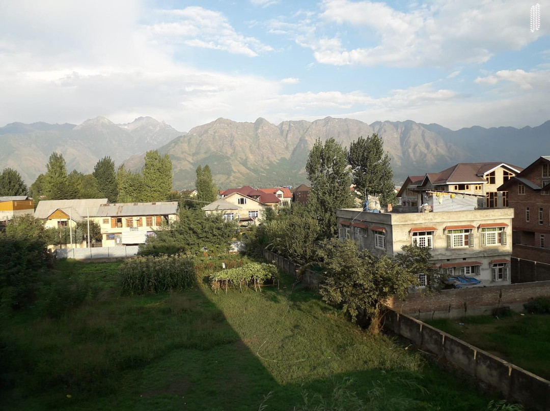 Triden Kashmir Resort主图