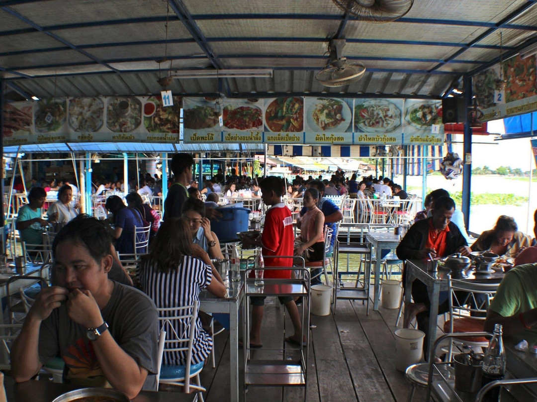 Don Wai Floating Market-佛统必去景点