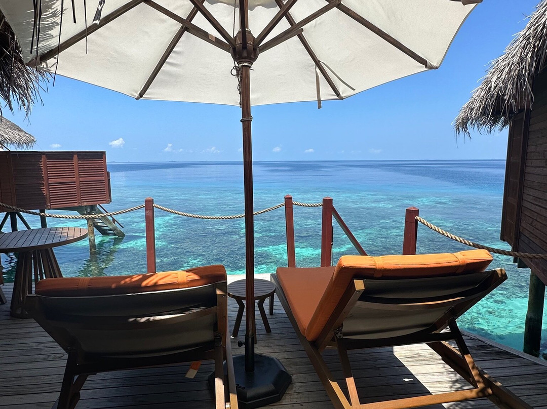 蜜莉喜岛度假村主图