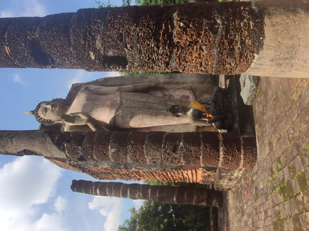 Wat Saphan Hin-素可泰必去景点