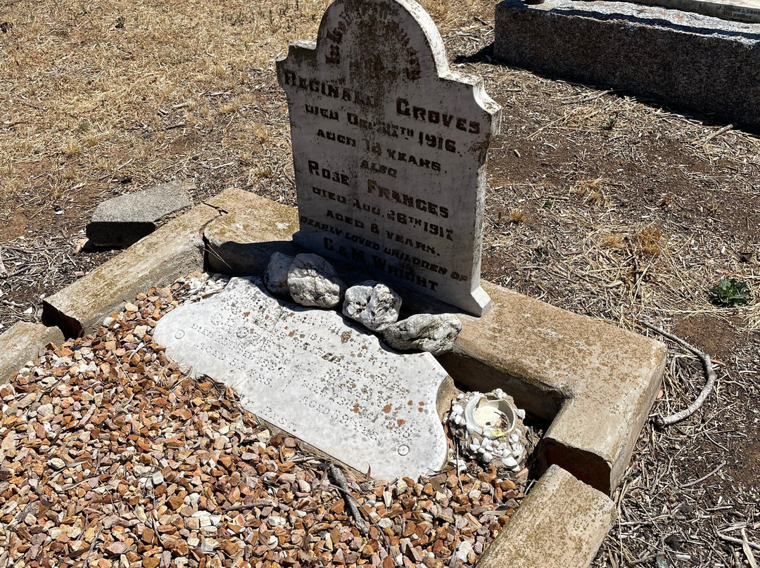 Yarrawonga Cemetery-Yarrawonga必去景点
