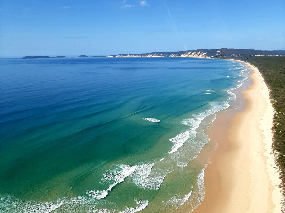 Rainbow Beach Helicopters景点图片