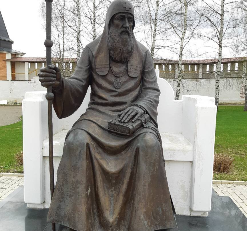 Monument to Patriarch Iov景点图片