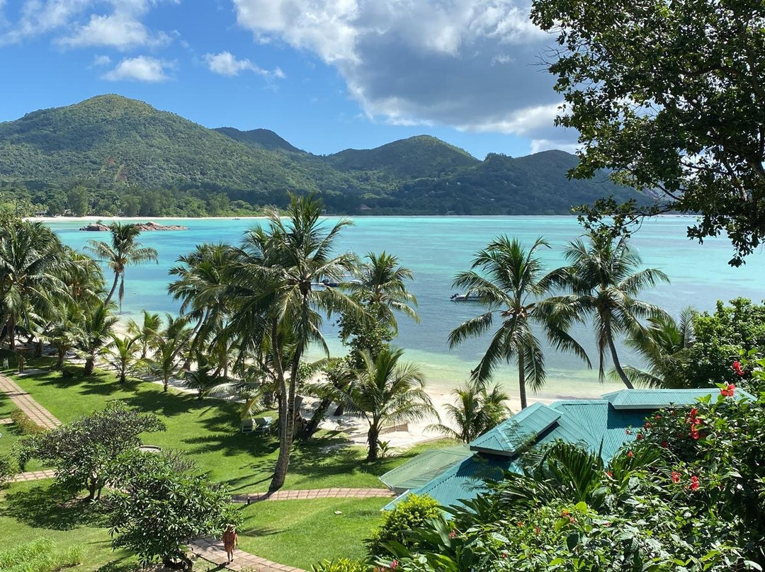 拉奇佩尔酒店主图