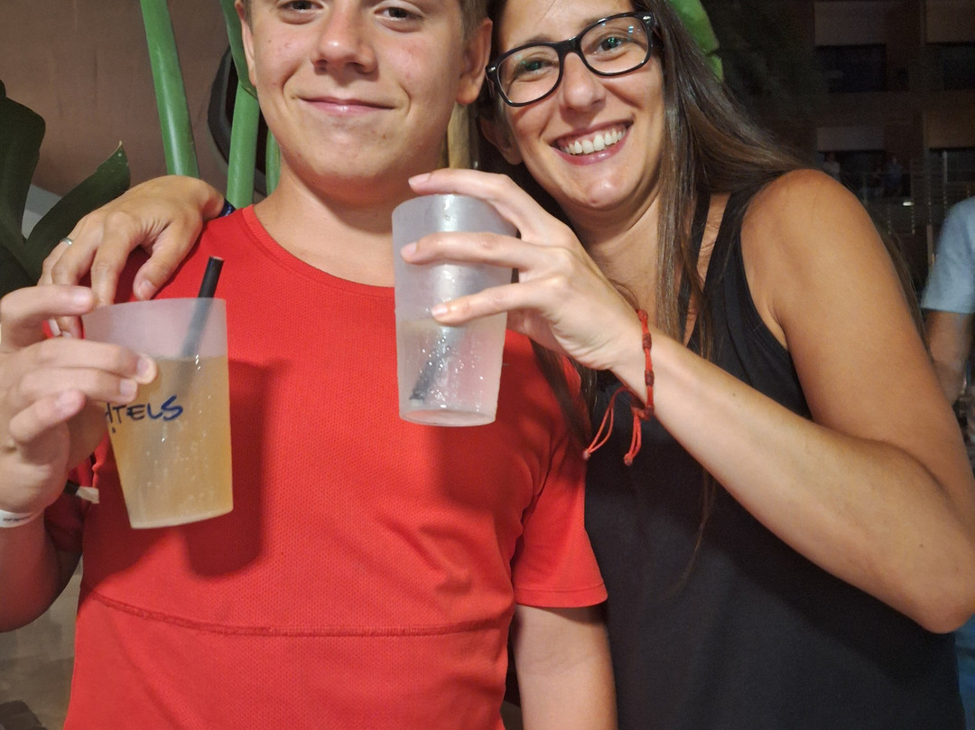 Ohtels Les Oliveres主图