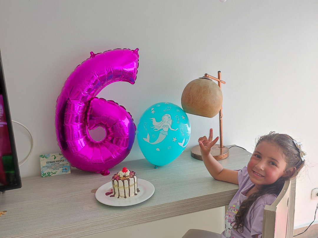 Tamaca Beach Resort Hotel主图