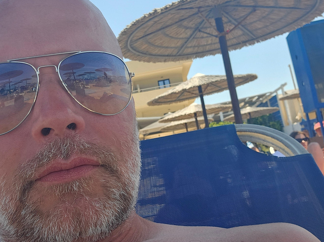 Blue N' Blum Beach Bar-伊拉克利翁必去景点