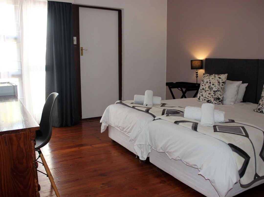 Somerset Guest Lodge主图