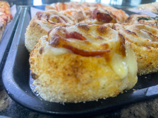 Mama Mias Pizza And Pasta