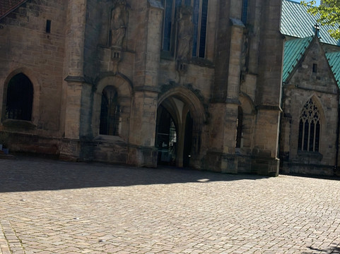 Dom St. Maria Himmelfahrt-希尔德斯海姆必去景点