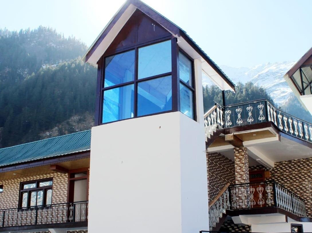 OYO 37031 Hotel Uttarayan
