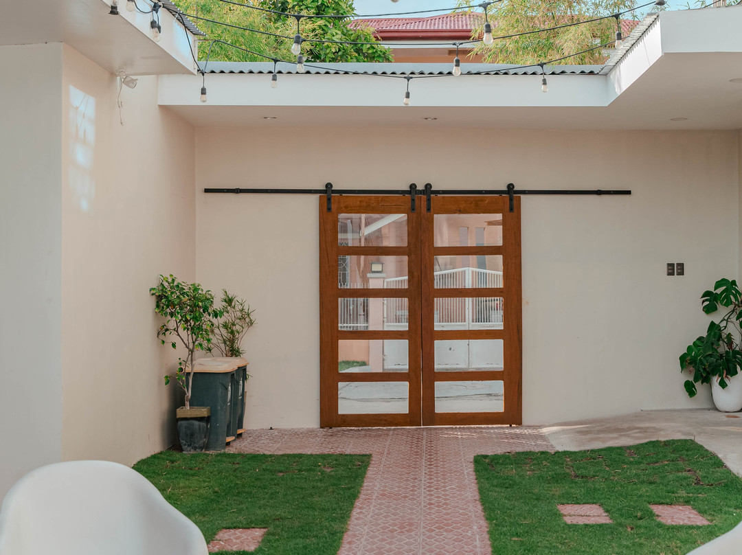 GT海滨旅馆主图